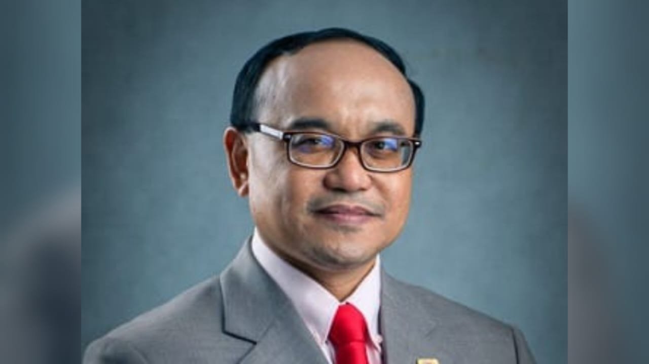Penjawat awam tonggak utama kerajaan dan Keluarga Malaysia
