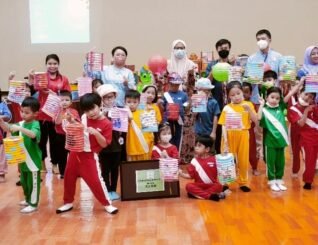 CI@UMS raikan Pesta Kuih Bulan bersama kanak-kanak tadika PML