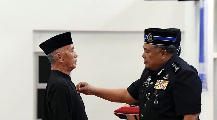 200 Anggota, Pesara PDRM Sabah Terima Pingat Jasa Pahlawan Negara