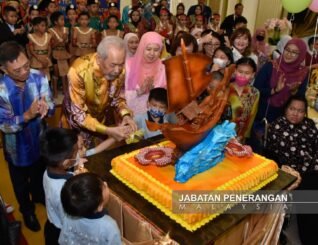 200 kanak-kanak meriahkan Majlis Jamuan Teh