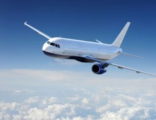 Pelajar Sabah sukar balik mengundi tambang penerbangan mahal