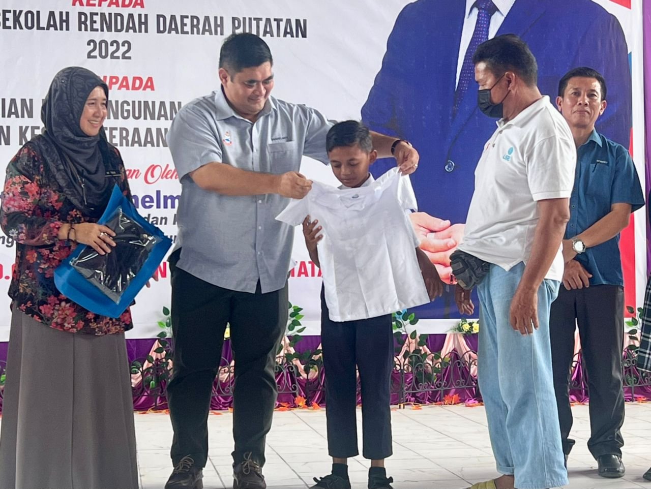 Lebih 289, 000 murid terima Bantuan Sosial Sekolah di Sabah