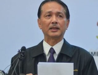 PRU15: Individu positif COVID-19 wajib pakai pelitup muka ketika mengundi