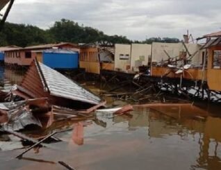 Angin kencang, hujan lebat musnah infrastruktur di Pulau Gaya
