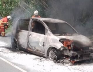 Pemandu nyaris maut kereta terbakar di Ranau