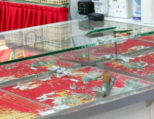 Lelaki rompak kedai emas guna tukul besi di Wisma Merdeka lolos