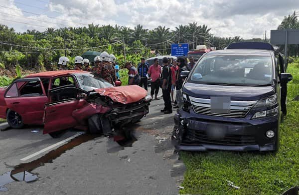 Tiga cedera insiden kereta bertembung di Beaufort