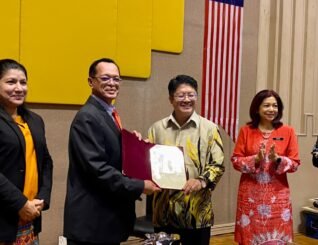 Ewon adakan lawatan rasmi, taklimat di SKM di Institut Koperasi Malaysia
