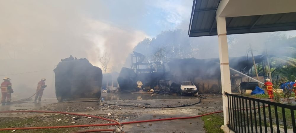 Kilang pelihara ikan air masin, rumah pekerja terbakar di Sepanggar
