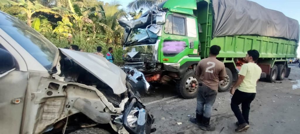 Sembilan kenderaan bertembung, seorang cedera dalam kemalangan di Sandakan