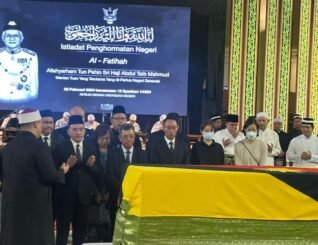 Ruslan iringi Joachim beri penghormatan terakhir kepada Tun Abdul Taib