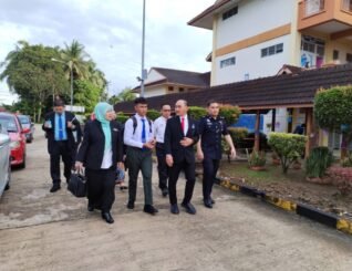 Ruslan iring Muhammad Aidil ke sekolah, tidak mahu tercicir pembelajaran