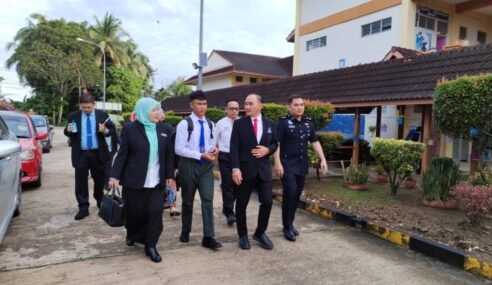 Ruslan iring Muhammad Aidil ke sekolah, tidak mahu tercicir pembelajaran