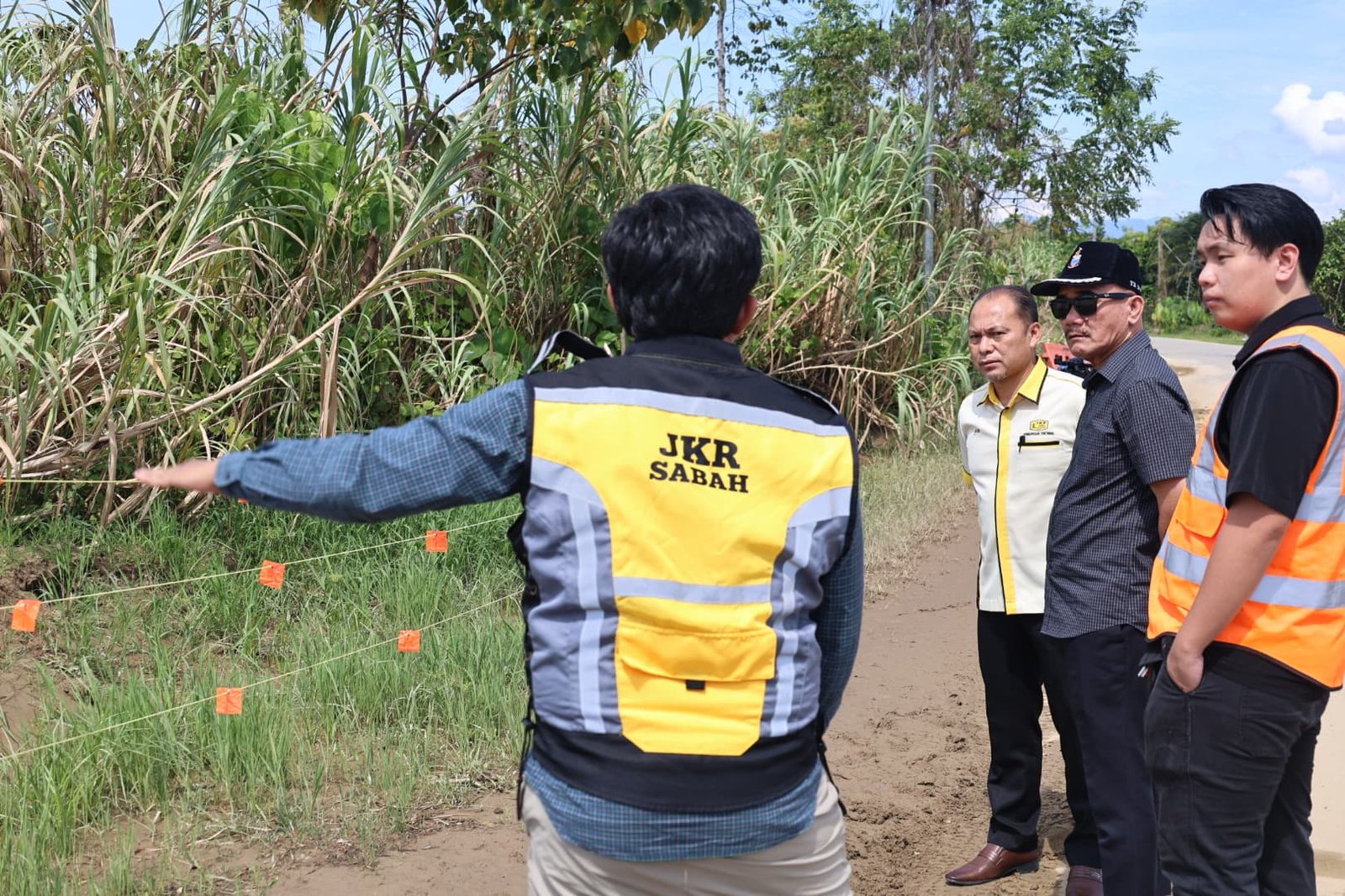 Jalan Lumatai perlu pembaikan segera