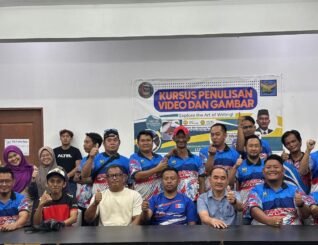 30 Belia sertai Kursus Asas Penulisan, Video dan Gambar