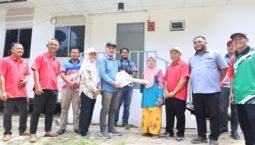 10 Rumah Mesra SMJ diserah kepada penerima di kawasan DUN Lumadan