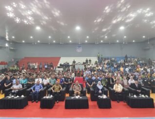 Lebih 500 penduduk DUN Klias dan Lumadan Terima geran tanah