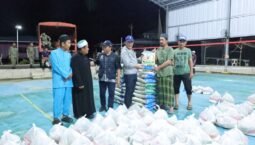 Keluarga terjejas banjir di Lumadan terima bantuan bakul makanan