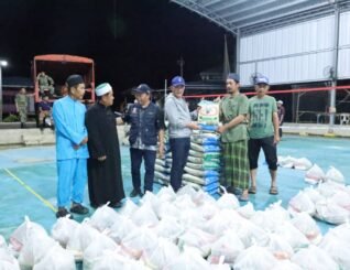 Keluarga terjejas banjir di Lumadan terima bantuan bakul makanan