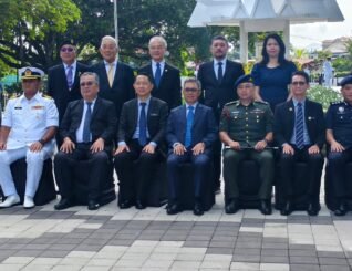 Joachim Wakili Ketua Menteri Dalam Upacara Memperingati Mangsa-Mangsa Perang Di Petagas