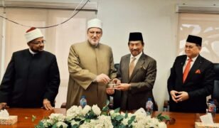 Sabah Perkukuh Kerjasama Keilmuan Islam dengan Al-Azhar Al-Sharif