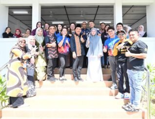 MAFFI eratkan hubungan dengan pengamal media melalui Program Durian Santai