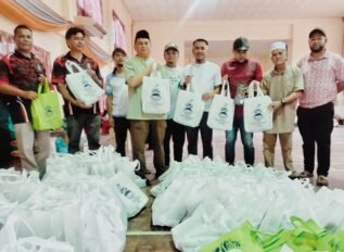3,455 Bingkisan Ramadan diagihkan kepada KIR Islam di Membakut